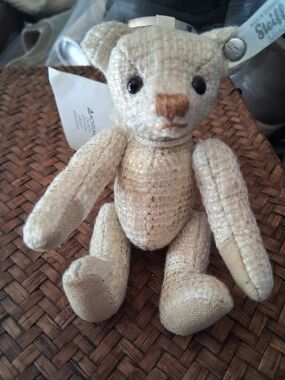 Plush Toy Steiff 2013 Aurelius Teddy Bear Keyring 4.3 Inch
